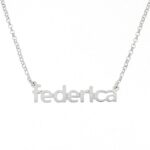 Collana con nome corsivo stampatello