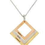 Collana tre quadrati scalare con incisione personalizzabile