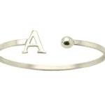 Bracciale filo con lettera e pallina