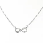 Collana infinito con zirconi