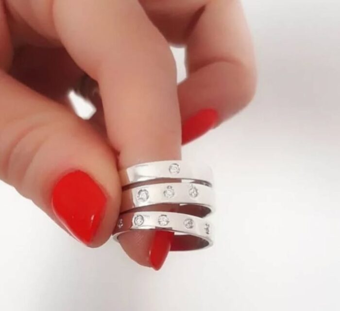 Anello veretta con cinque zirconi - immagine 2
